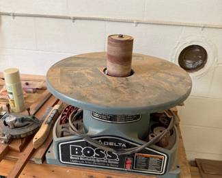 Delta B.O.S.S. (Bench Oscillating Spindle Sander), model 31-780
