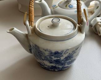 Royal Orleans Japanese-style teapot