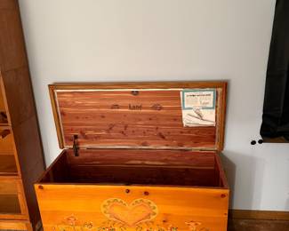Lane Cedar chest