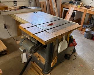 vintage Craftsman table saw, wooden extension table, aftermarket fence system (guide rails)