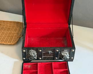 vintage wooden treasure chest jewelry bo