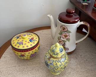 yellow ceramic ginger jar, Vintage Chinese yellow noodle dish, Lovely Vintage Floral Pot