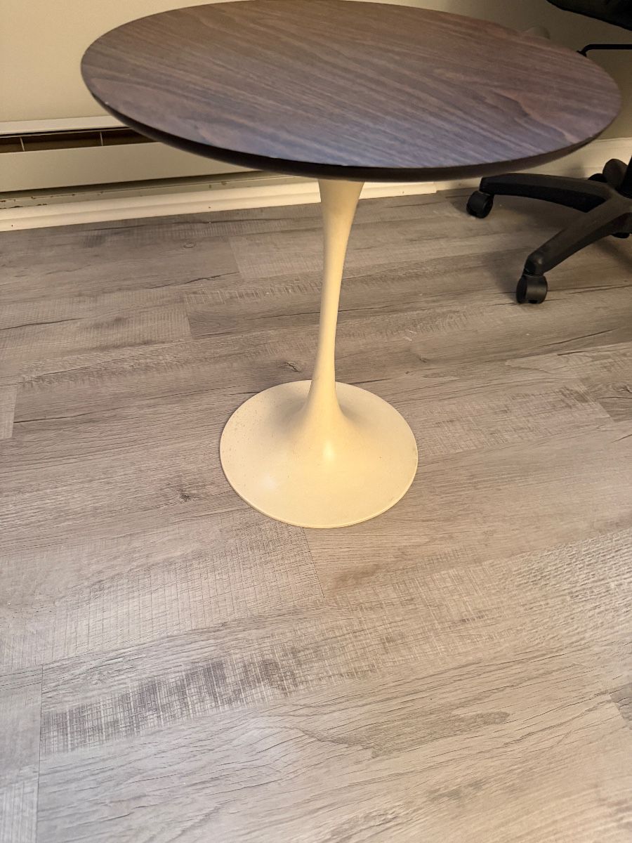 Tulip End Table