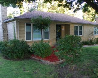 3 BDRM, 2 Bath 1,845 TLS, WBFP