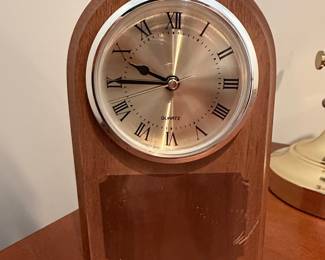 Arched Wooden Quartz Mantel Clock