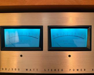 McIntosh MC 2300 Solid State Stereo Power Amplifier