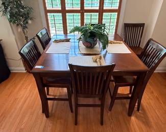 East West Furniture 5-Piece Mahogany Finish Solid Wood Top Dining Room Set