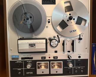 Akai GX-220D Reel-to-Reel Tape Recorder