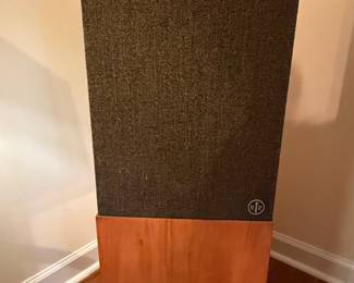 RTR Model 280 DR Vintage Floorstanding Speakers