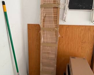 Unfinished Pine Louvered Bifold Door