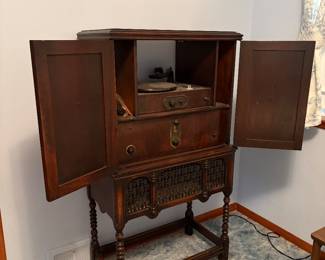 Antique RCA Radiola