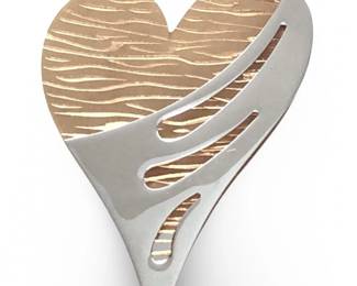 Mesmerizing 18KT Yellow Gold Heart Pendant