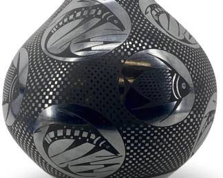 Mata Ortiz Black Fish Design Pottery Vase