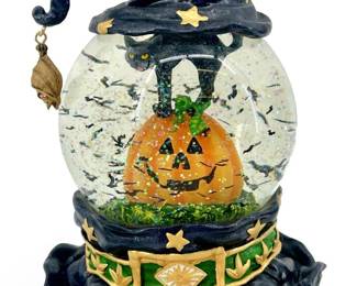 Limited Edition Halloween Musical Waterglobe