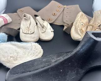 Vintage Baby Shoes, Shoe Covers, Cast Iron Cobblers Shoe Form