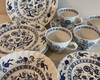 Blue Nordic 20 Pc. Set, hand, Engraved English Iron Stone,onion