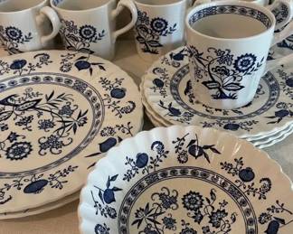 Bluewhite Nordic English Ironstone 3 Dinner,4 Salad, 1 Bowl, 6 Mugs