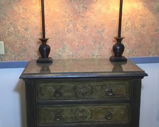 HAMMARY 4Drawer Cabinet wLamp Pair