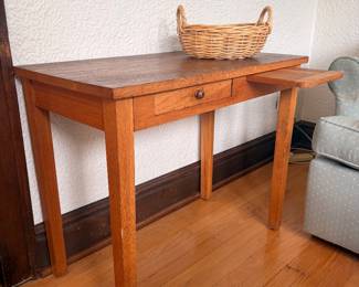 Sweetest desk with side drawer