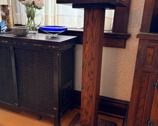Mission Oak Pedestal