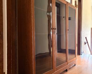 Oak Triple Bookcase cabinet in the style of Stickley