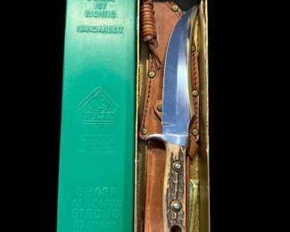 1968 PUMA Skinner 6393 Stag Knife with Sheath in Original Box