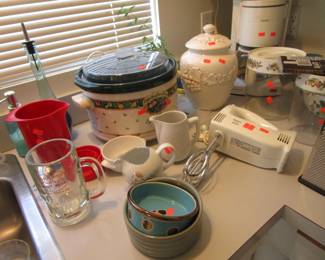 More kitchen