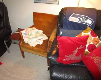 Pillows, mid century end table