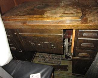 White Antique sewing machine