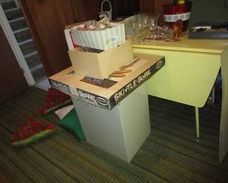 Cute 1950's folding dinette