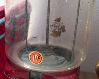 Gumball machine