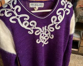 Vintage Womens Clothing