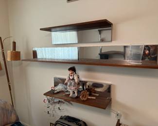 Comprehensive Shelving Unit