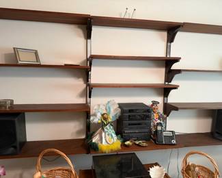 Comprehensive Shelving Unit
