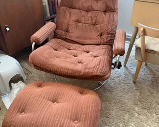 Mid Century Lounge Chair