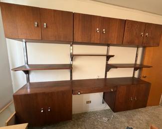 Comprehensive Shelving Unit