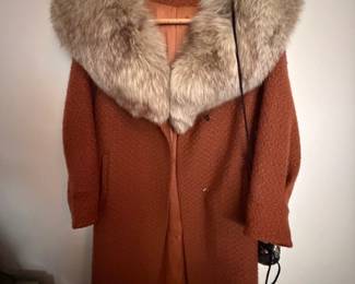 Vintage Womens Clothing