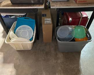 Tupperware + More, Please Dig