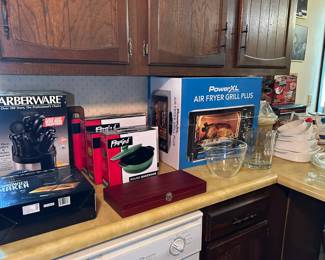 Lots of NIB Cookware Items