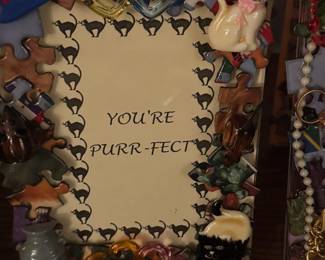 Meow. Kitty cat frame. Don't tell the dog.