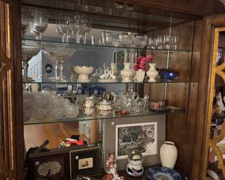 Ashtrays, glassware, statues, snow globes, art and more. Vintage!
