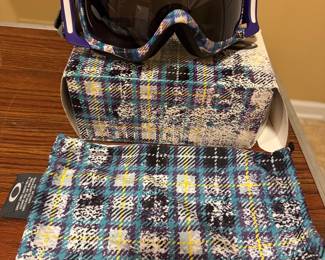 Barely worn high end ski goggles