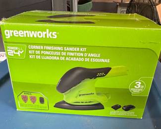 Greenworks V Corner Finishing Sander Kit