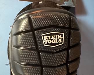 Klein Tools Lightweight Gel Knee Pads