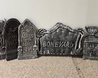 Halloween foam tombstone set