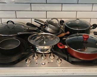 Assorted Cookware Set