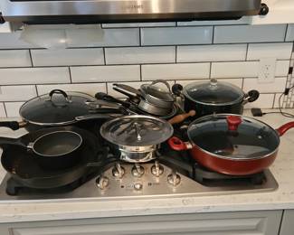 Assorted Cookware Set