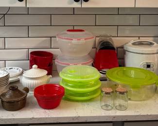 Assorted Kitchenware Lot