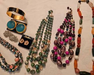 Jewelry, much more to come