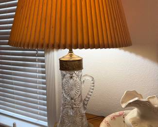Beautiful unique antique/vintage lamp
